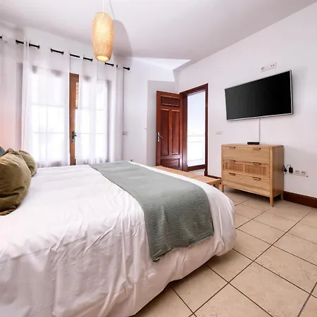 Casa Guayre-private Pool, Barbecue, Air-con * Puerto Calero