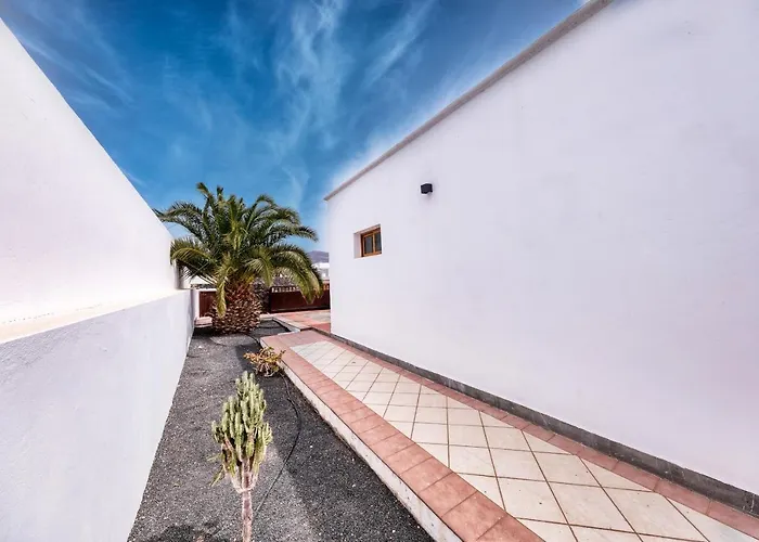 Casa Guayre - Private Pool, Bbq, Air-con And Ping-pong By Lanzarote * بْوُرتو كاليرو
